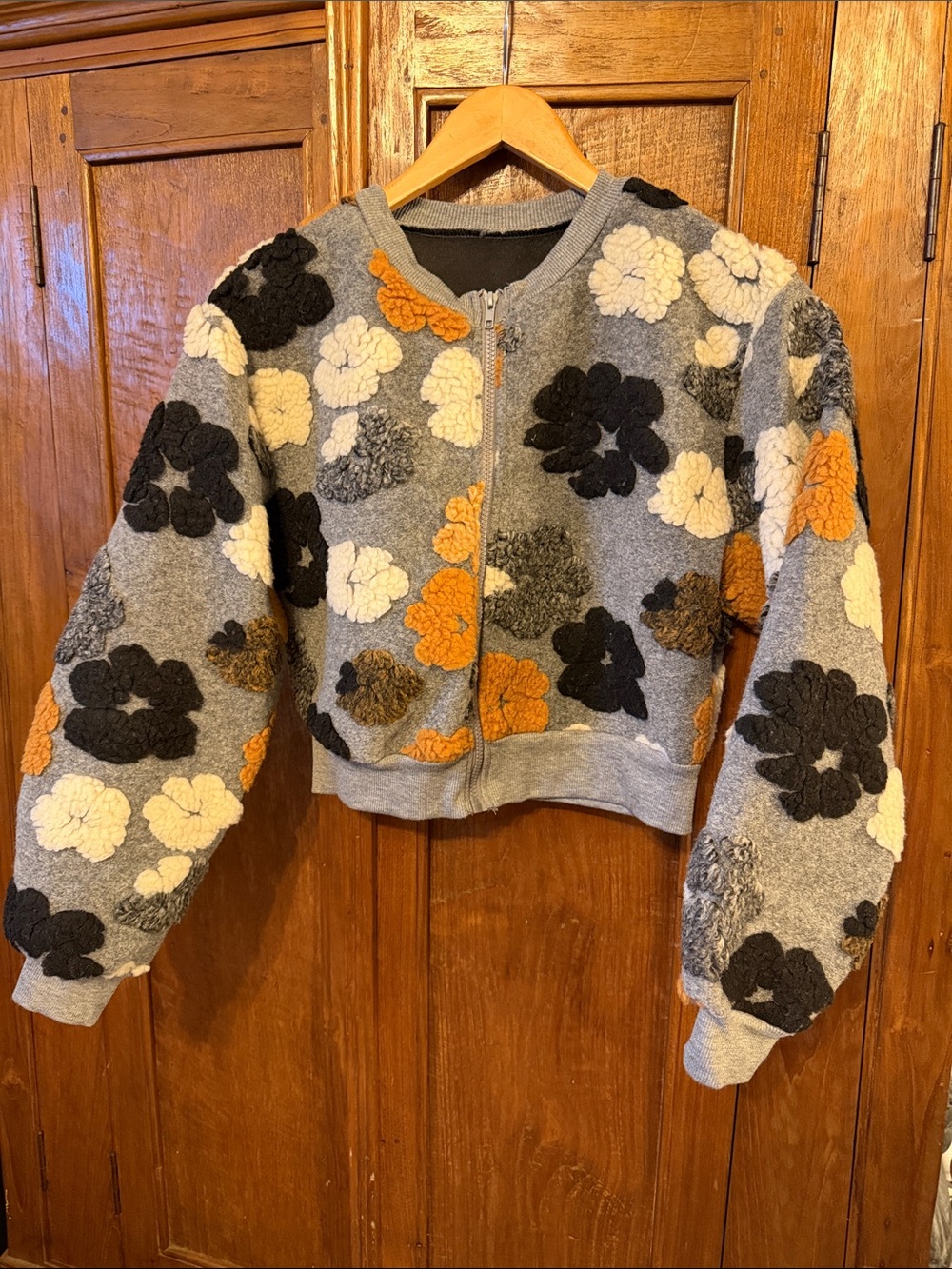 Women’s Floral Gray Zip-Up Jacket - Multicolor Appliqué